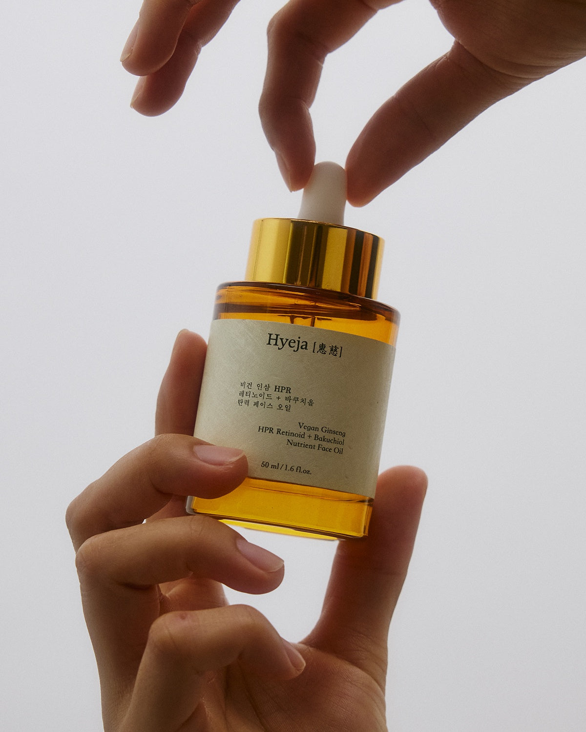 Hyeja Vegan Ginseng HPR Retinoid + Bakuchiol Face Oil
