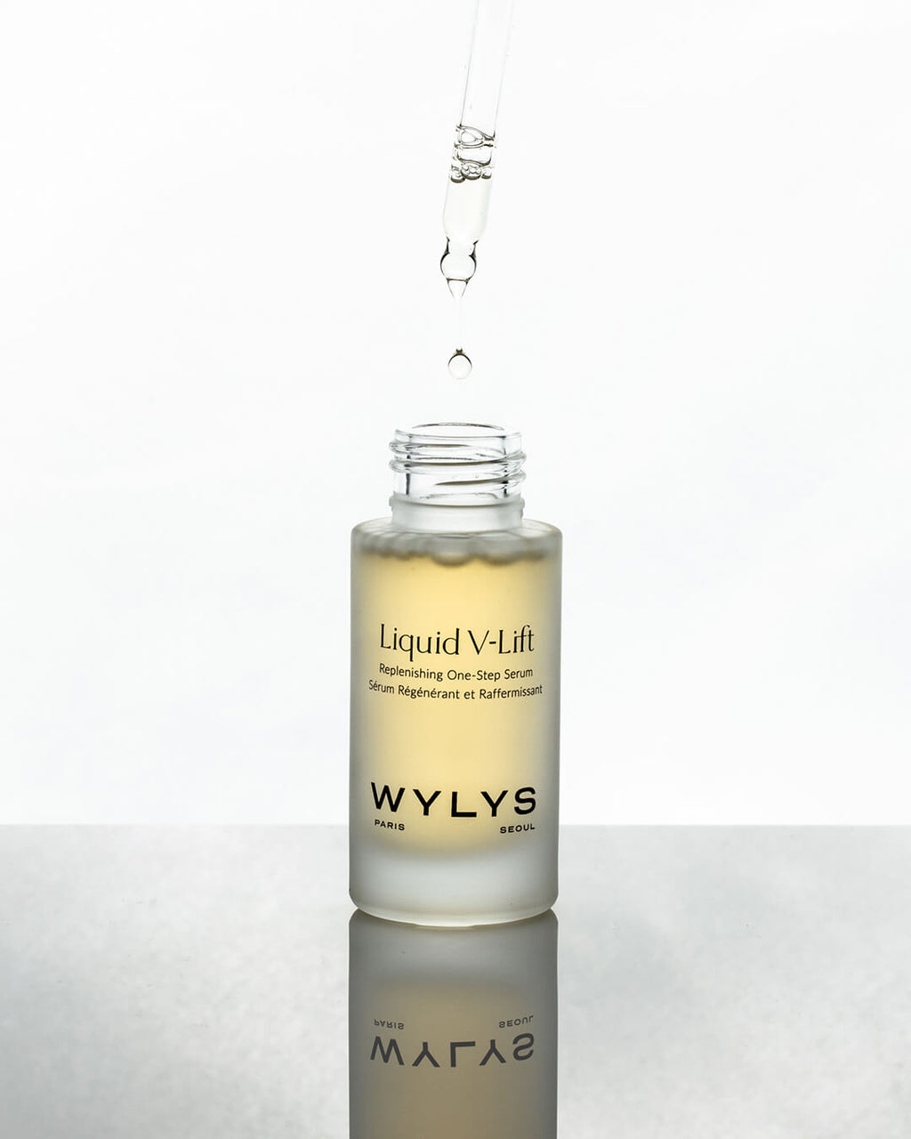 Wylys Liquid V-Lift & Sage Verte Makeup Bag ($230 Value)